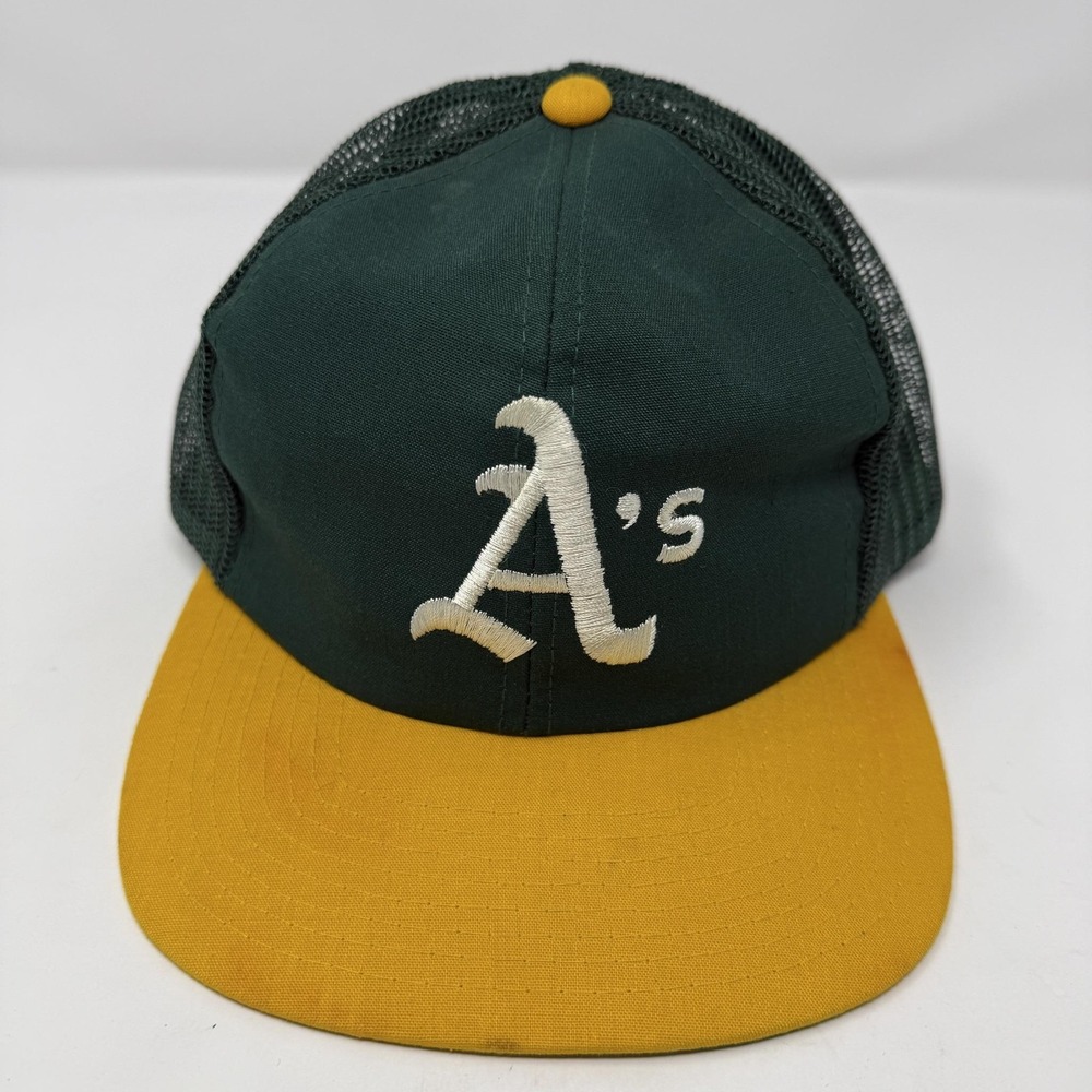 Vintage Oakland Athletics Hat Cap Snap Back One Size Green MLB Trucker Twins
